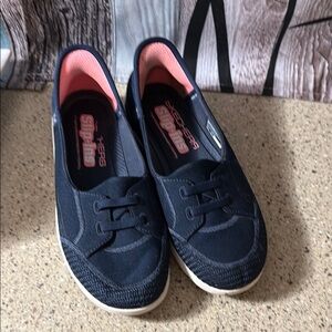 Skechers Navy and Pink Slip-On Sneakers